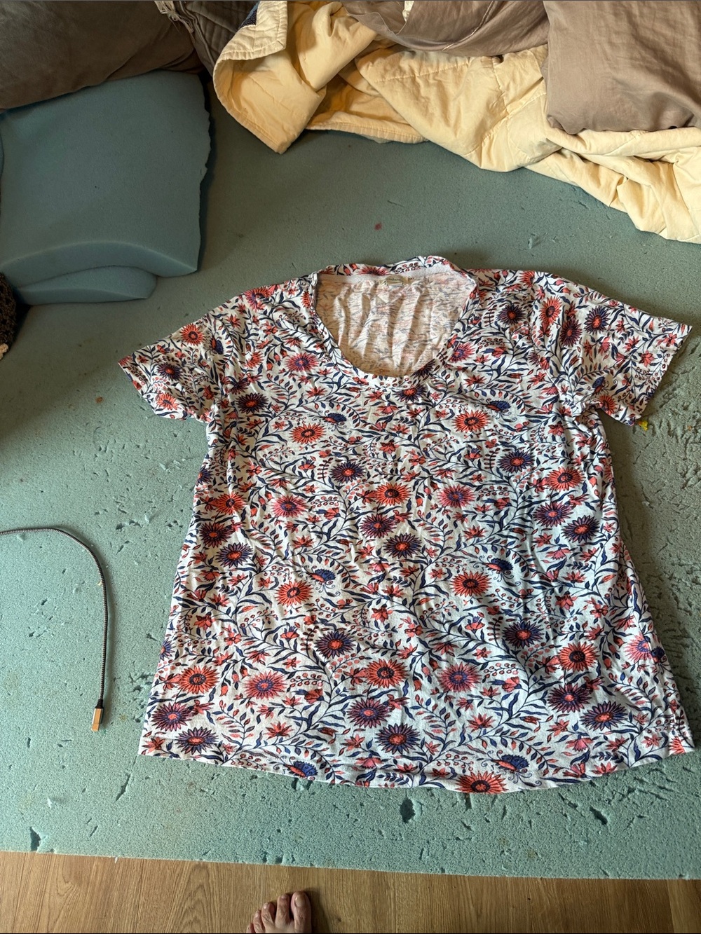 Short sleeve shirt